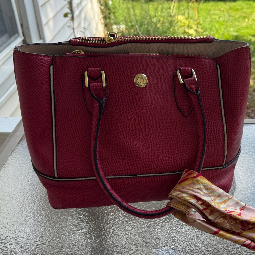 London Fog Red and Gold Tote Bag